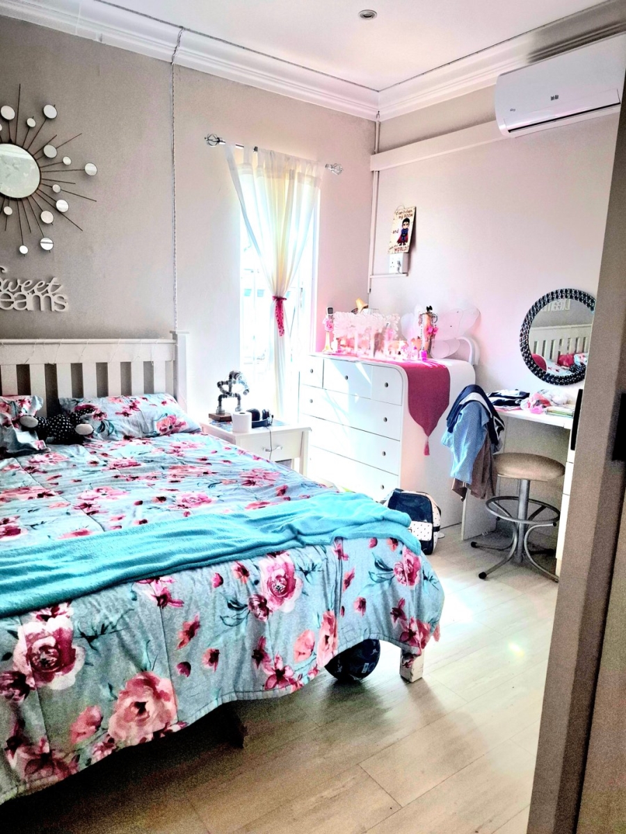 3 Bedroom Property for Sale in Tygerdal Western Cape